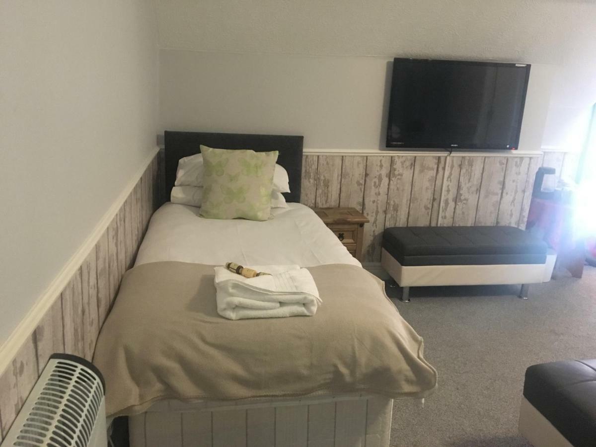 Bed and Breakfast Stanley Arms Holyhead Zewnętrze zdjęcie